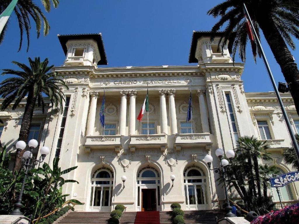 Ampio Appartamento Centrale San Remo Exterior foto