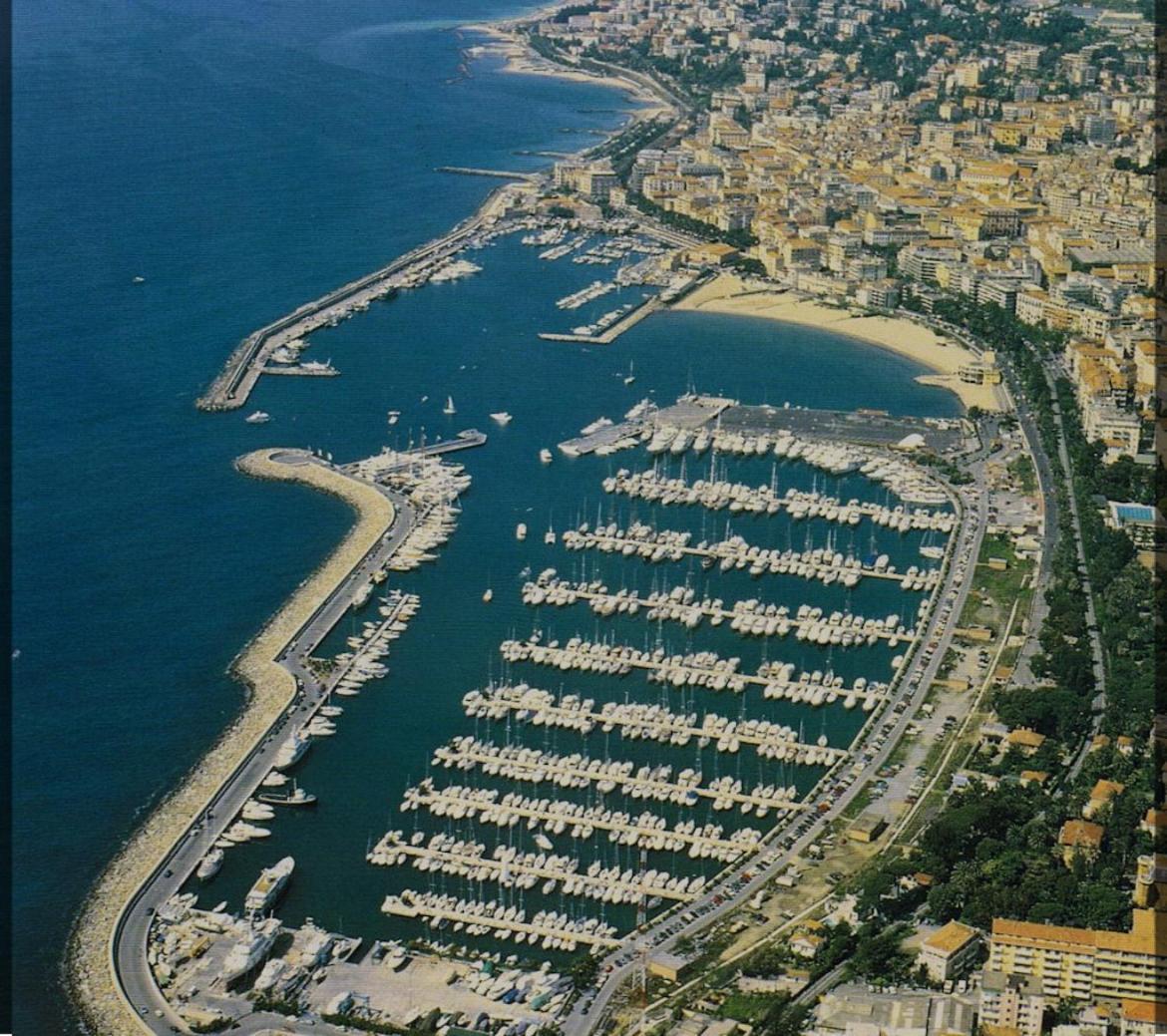 Ampio Appartamento Centrale San Remo Exterior foto