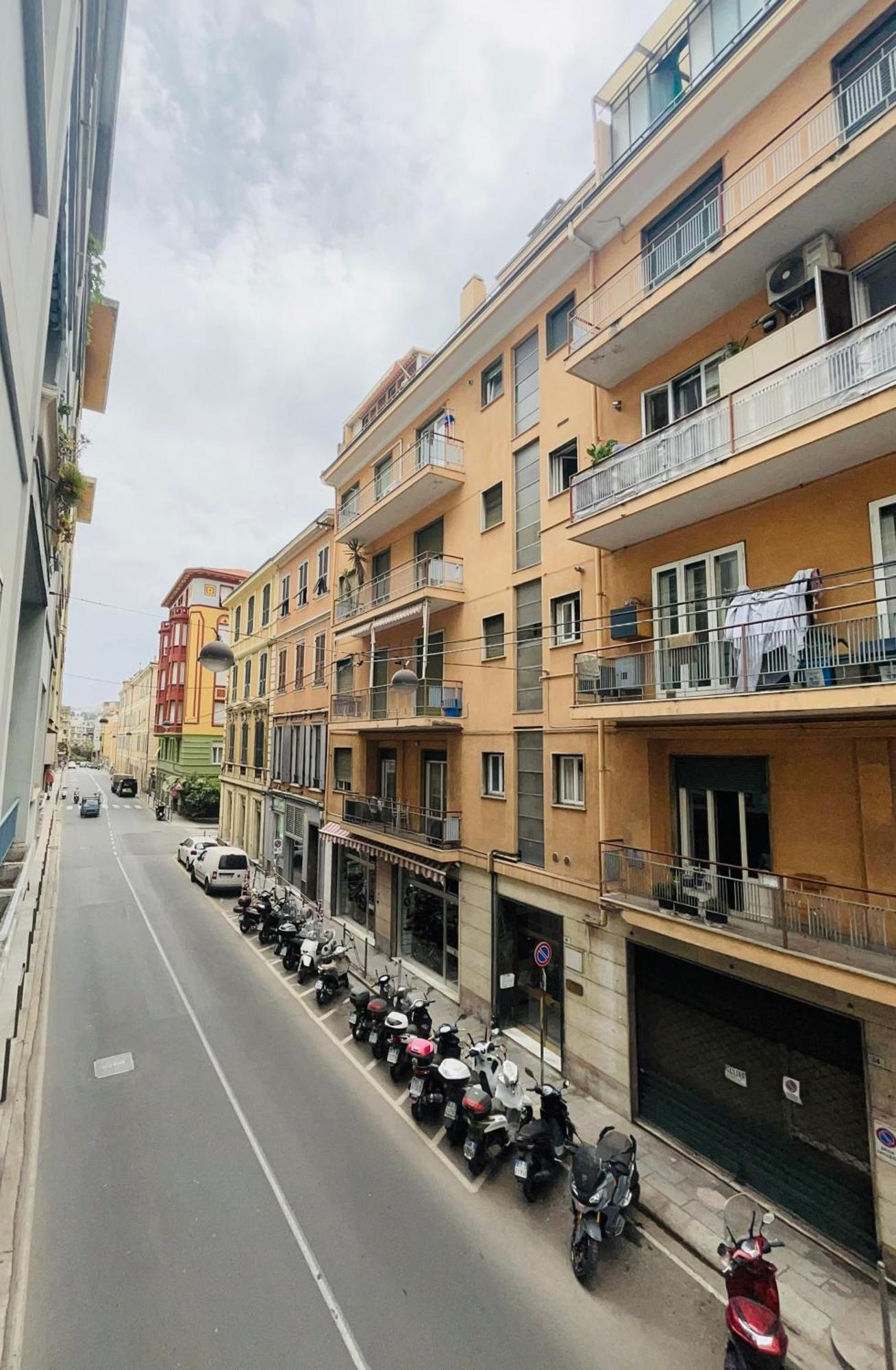 Ampio Appartamento Centrale San Remo Exterior foto